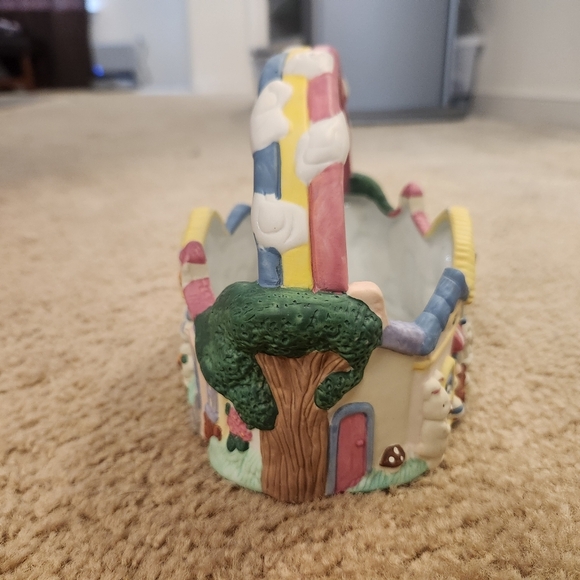 1995 Easter House - Porcelain Basket  ABC Distributing Bunny Rabbit House - Picture 4 of 8